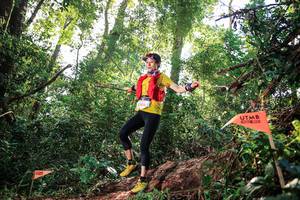 BIB: 5304
                            <button type="button" onclick="openModal(22651949)" class="btn btn-primary btn-sm float-right btn-popup" data-toggle="modal" data-target=".modal-high-quality">
                        <i class="fas fa-shopping-cart"></i> Add to Cart
                    </button>
                                            <button type="button" onclick="isThisMe(22651949, true)" class="btn btn-success btn-sm float-right btn-popup btn-isme hidden" data-toggle="tooltip" data-placement="bottom" title="นี่คือรูปของคุณใช่ไหม คลิกที่นี่เพื่อเอาเข้าอัลบั้ม">
                        <i class="fas fa-plus"></i> Add to album
                    </button>
                    <button type="button" onclick="isThisMe(22651949, false)" class="btn btn-warning btn-sm float-right btn-popup btn-isnotme hidden">
                        <i class="fas fa-ban"></i> Remove from album
                    </button>